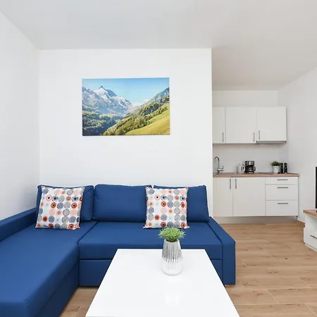 Lecija Apartment *