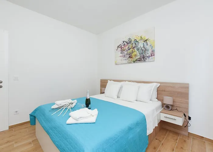 アパート Lecija ザダル